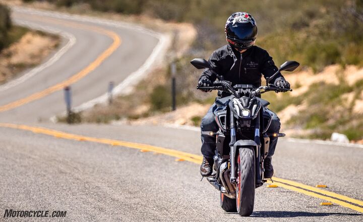 2021 yamaha mt 07 review, At least for my frame the new riding position taxes the upper body at highway speeds
