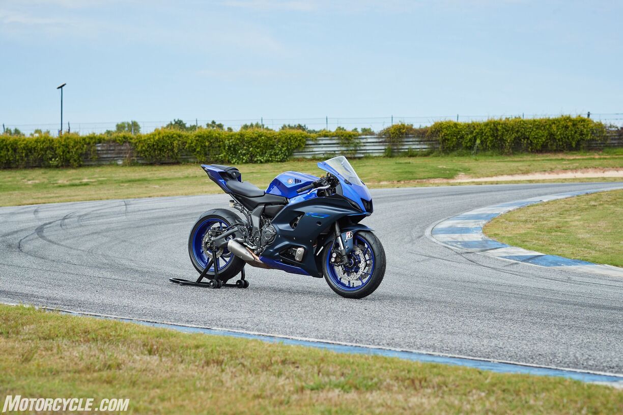 Yamaha R7 Review 2022 Yamaha YZF-R7 First Ride Review Sport Riding Distilled ...
