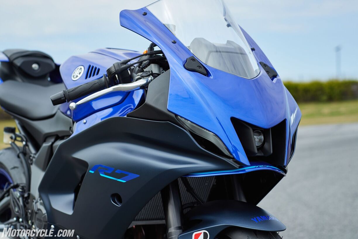 Yamaha R7 Review 2022 Yamaha YZF-R7 First Ride Review Sport Riding Distilled ...