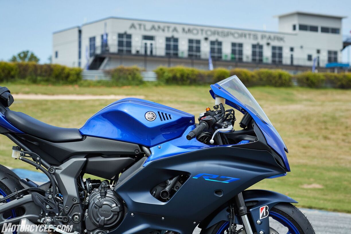 Yamaha R7 Review 2022 Yamaha YZF-R7 First Ride Review Sport Riding Distilled ...