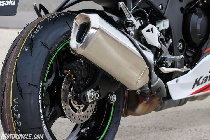 2021 kawasaki zx 10r review first ride, It s still a marvel to think titanium header pipes now come standard on motorcycles like the ZX 10R Further downstream some revisions to catalyzer placement and silencer length help the new 10R meet ever tightening emissions requirements