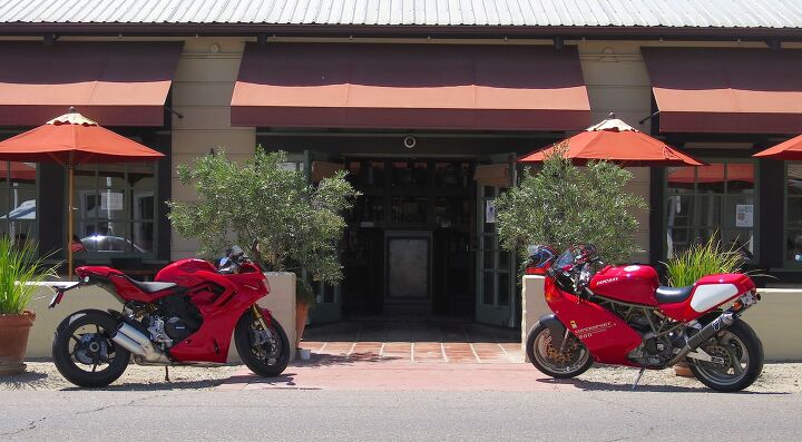 25 years later 1996 ducati 900 supersport sp meets 2021 ducati supersport 950, Taco time in Santa Ynez