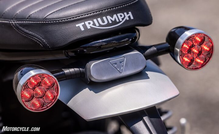 2022 triumph speed twin review, The taillight stoplight turnsignals are bright LEDs behind clear lenses