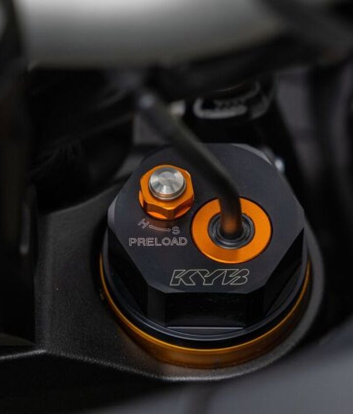 2021 yamaha tracer 9 gt review first ride, Electronic suspension on a sport touring bike just makes sense