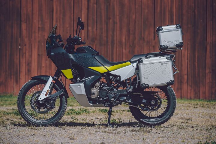 2022 husqvarna norden 901 first look, Husqvarna offers a selection of accessories including heated grips luggage options and a taller screen