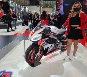 https://cdn-fastly.motorcycle.com/media/2023/03/20/11152576/2022-aprilia-rs-660-limited-edition-first-look.jpg?size=720x845&nocrop=1