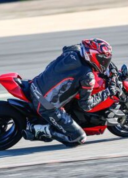 2022 ducati streetfighter v2 review first ride