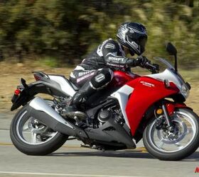 本田CBR250R取代长期忍者250成为最好的入门级sportbike,和500美元的ABS选项使它更加吸引崭露头角的骑手。