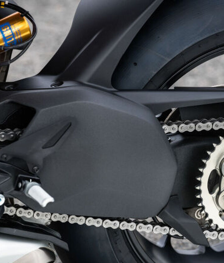 2022 ducati panigale v4 s review first ride, The swingarm pivot was raised 4mm for reduced squat under acceleration and easier directional changes