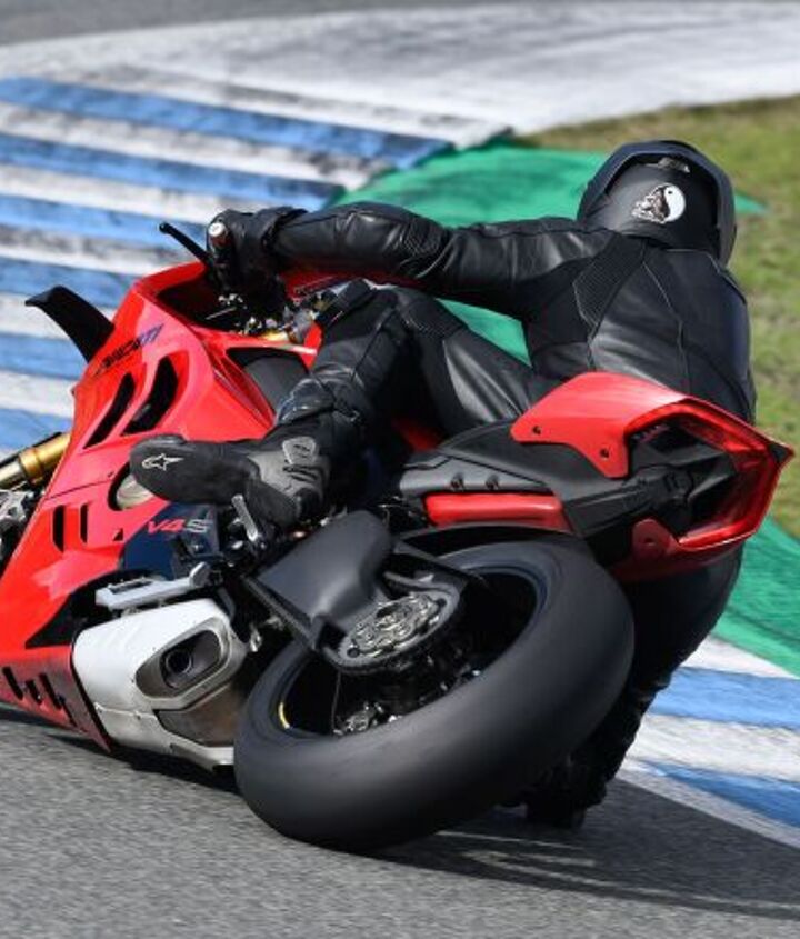 2022 ducati panigale v4 s review first ride