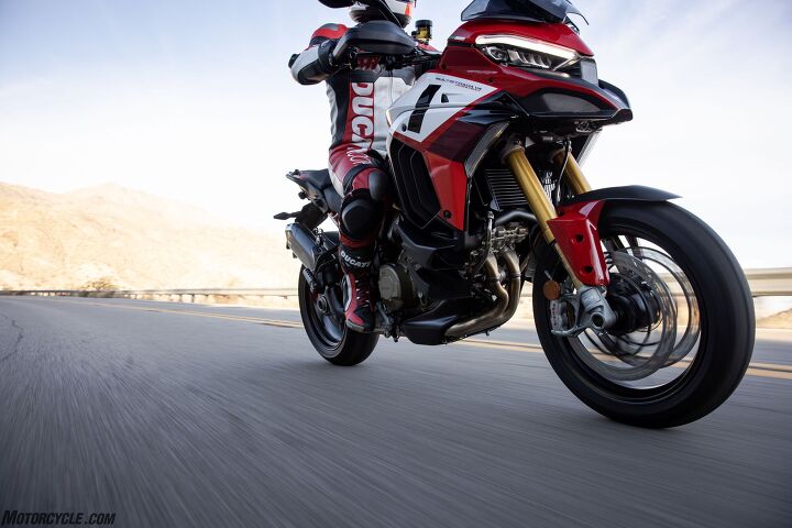 2022 ducati multistrada v4 pikes peak review first ride, We ve got plenty of brakes 330mm discs and Brembo Stylema monobloc calipers are from the Multistrada V4 S but with the more aggressive pads from the Panigale V4 Dialing up ABS level 1 deactivates rear ABS pleasing Troy S by allowing the rear to drift under braking in sportier driving