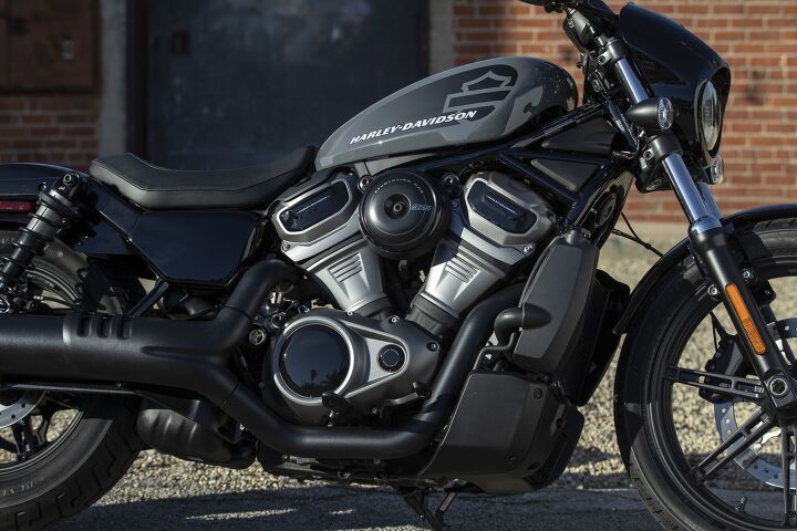 2022 harley davidson nightster review first ride, Single piece aluminum cylinders with nickel silicon carbide surface galvanic coatings are a lightweight design feature as are the magnesium rocker covers camshaft covers and the primary cover