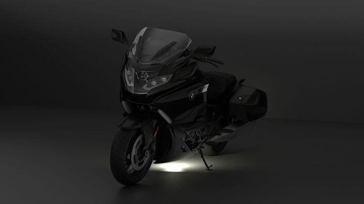 2022 bmw k1600 b review first ride, Floor lighting why not
