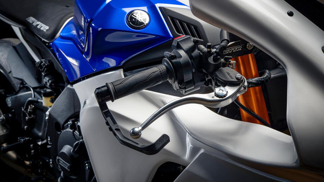 Yamaha R1 2023 Rear Yamaha's Coming Out With a Race-Spec R1 In 2023 | Motorcycle.com