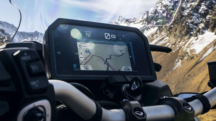 2023 yamaha niken gt first look, Garmin maps are a paid possibility if you like