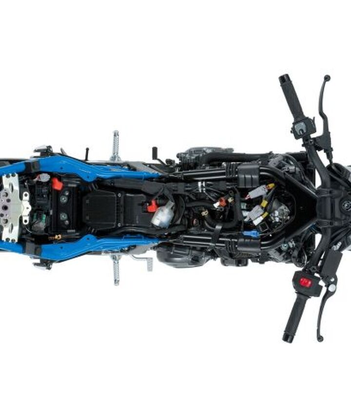 2023 suzuki gsx 8s first look, Svelte