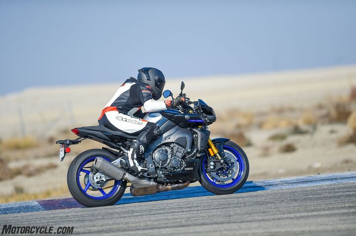 mo tested dunlop q5 and q5s trackday tire review, Once the Q5 starts to wear you can feel it get loose and slide especially when being worked by a bike with power
