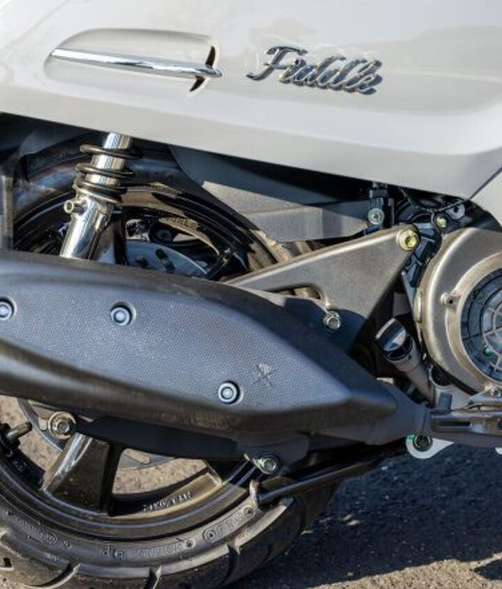 2022 sym fiddle iv scooter review first ride, 169cc of air cooled OHC Single cylinder fury