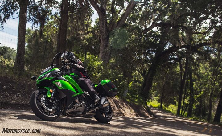 2017 kawasaki ninja 1000 abs review first ride, The prescription for getting out of town a romping engine a comfortable riding position and integrated saddlebags See ya