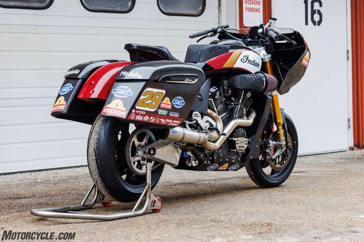 Riding Indian's 2022 Championship-Winning Challenger Bagger Race Bike ...