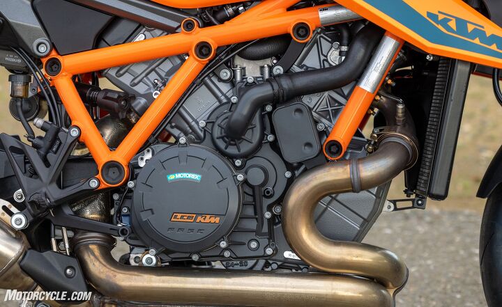 battle royale 7 way heavyweight naked bike shootout street, The only V Twin in this test kudos to KTM for keeping it relevant The 1301cc engine is an absolute beast