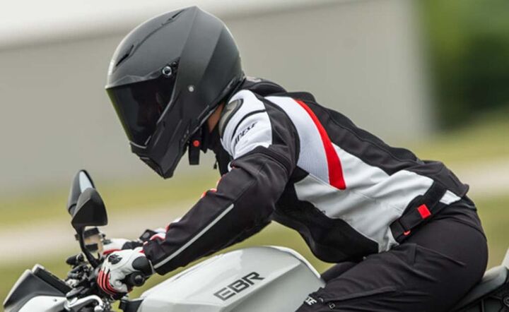 dainese super speed textile jacket review, Dainese s Super Speed textile jacket was built for sporty riding like this