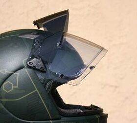 MO Tested: Arai Signet-Q Pro Tour | Motorcycle.com