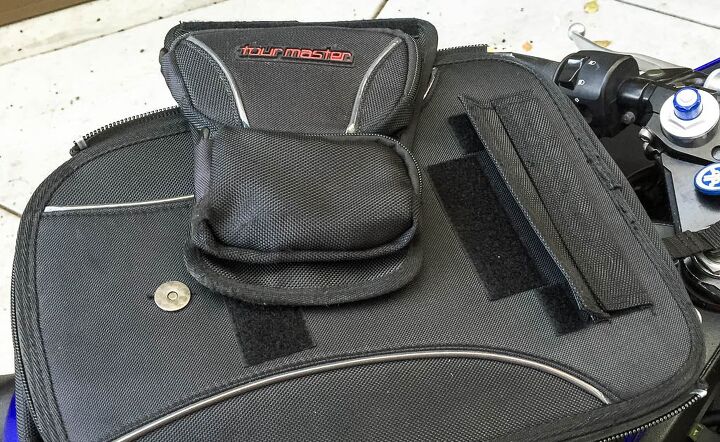 mo tested tourmaster elite tri bag tank bag, The gear pocket can be swapped from the main section to the bottom section or can be switched with a map holder