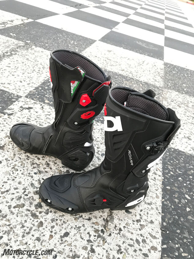 mo tested sidi roarr boots, During five months of use we found that Sidi s Roarr boots deliver on their promise of mid level price and high end protection