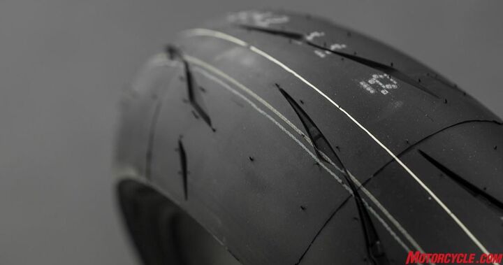 Bridgestone Battlax R11 Race Tire Review | Motorcycle.com