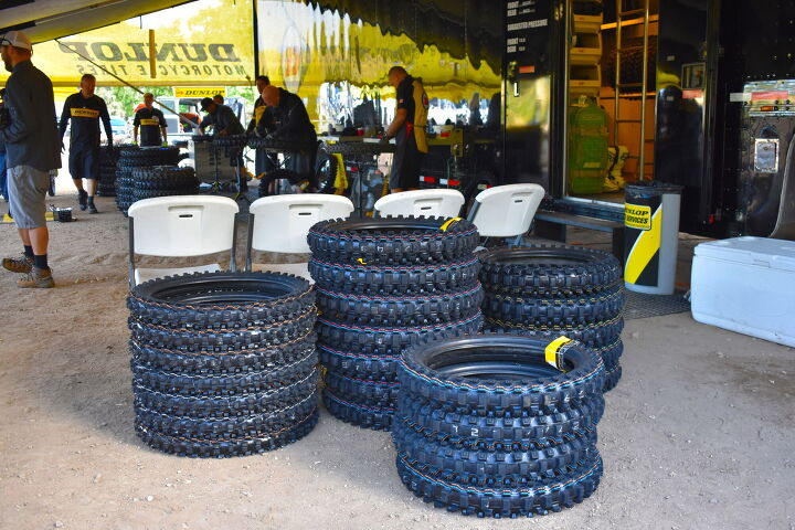 dunlop geomax mx33 first ride impression, Fresh MX33s waiting to get mounted