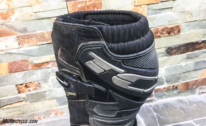 mo tested tcx baja gore tex boot review, The hook and loop closure and the padded collar should accommodate a variety of calf sizes