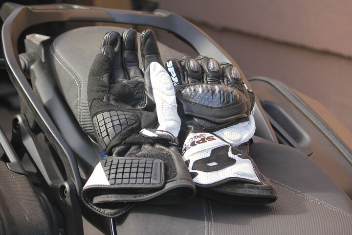 mo tested spidi carbo 4 glove review, Spidi offers the Carbo 4 in three colors currently interestingly enough the white and black option seen here is no longer listed on the website
