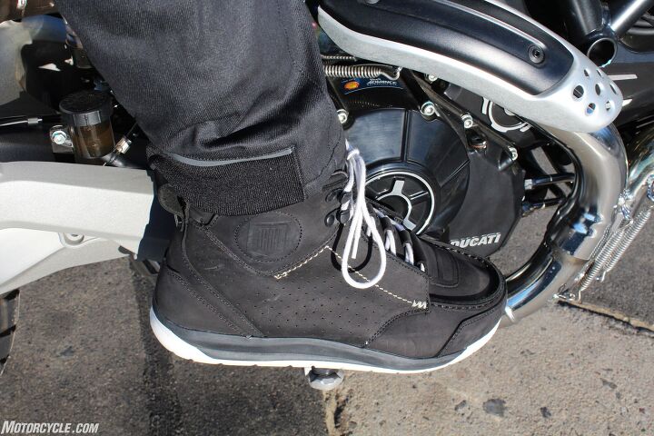 mo tested icon 1000 truant 2 riding boot review