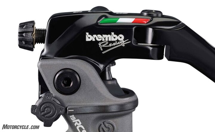mo tested brembo 19 rcs corsa corta master cylinder, Three adjustments in one photo lever position adjuster screw top left lever freeplay adjuster three position dial bottom left and offset adjuster center peeking out from under the lever