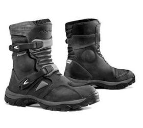 Forma Adventure Low WP Boots – $230 