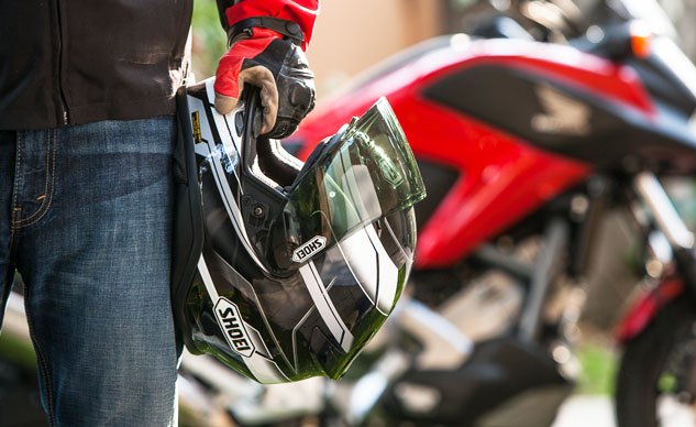 Shoei RF-1200 Helmet Review - Motorcycle.com | Motorcycle.com Shoei RF-1200 Helmet Review - Motorcycle.com | Motorcycle.com