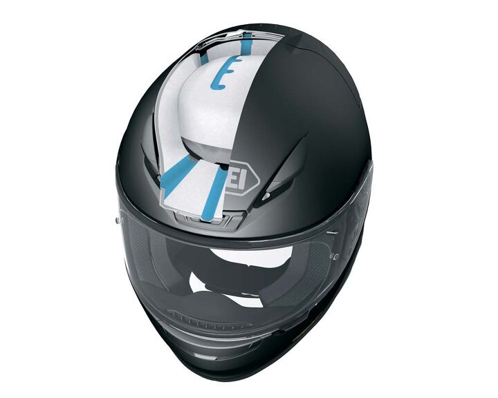 shoei rf 1200 preview, Revealing the dual layers of the EPS exposes how they are used to route the cool air through the helmet