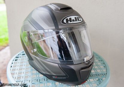 MO Tested: HJC RPHA 90 Helmet Review | Motorcycle.com