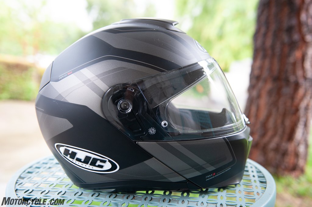 MO Tested: HJC RPHA 90 Helmet Review | Motorcycle.com