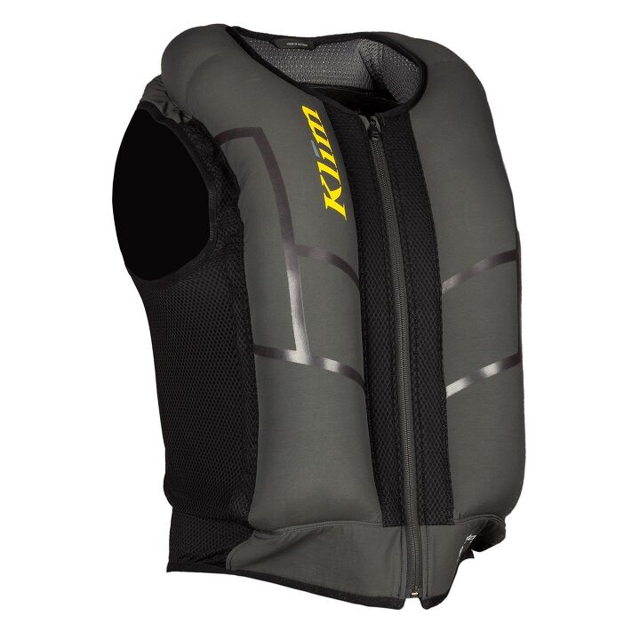 mo tested in motion airbag vest, Fully inflated you can see the coverage area protects nearly the entire upper body The lack of coverage down the shoulder into the upper arm leaves room for a broken bone if you land on your side in a crash