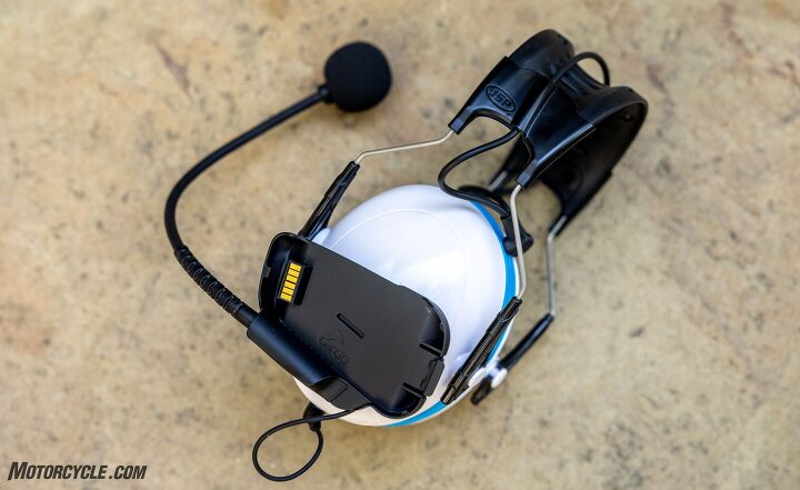 Packtalk Edgephone, lo último en auriculares de Cardo Systems Packtalk Edgephone, lo último en auriculares de Cardo Systems