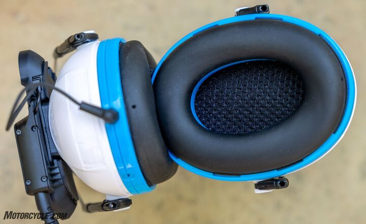The ear cups fit quite snugly to help damp out the loud outside sounds. The construction, including the exterior wiring, looks to be tough enough for extended use in the field.