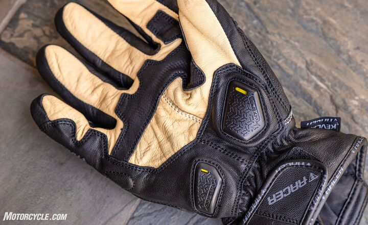 There’s more going on in the palm than just soft kangaroo leather. The heel receives two Knox SPS sliders to promote, well, sliding on pavement, while the top of the hand has a textured Pittards Leather patch to improve the rider’s grip on the handlebar. Under the kangaroo is a layer of Kevlar weave to keep the pavement on the outside of the glove.