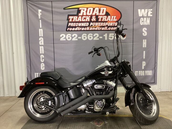 only 14 557 miles vance and hines exhaust screamin eagle high flow intake