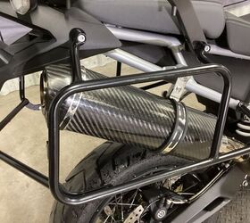 only 7358 miles 1 owner sp engineering carbon fiber exhaust side bag mounts