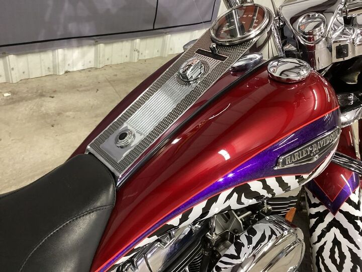 wow factor only 47 847 miles full custom paint by kenny reynolds true stretched
