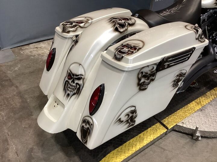 wow factor only 16 527 miles t s customs full custom pearl white paint 21 and