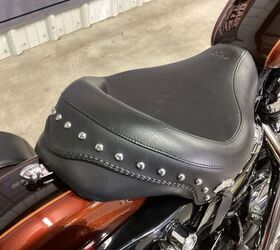 only 10 459 miles hd limited colors mustang solo seat saddlemen studded