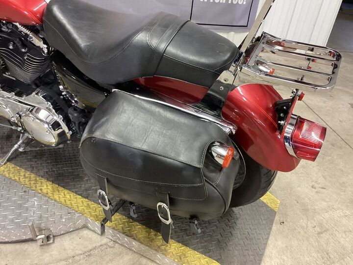 only 28 040 miles hd hard mounted leather saddlebags crashbar security